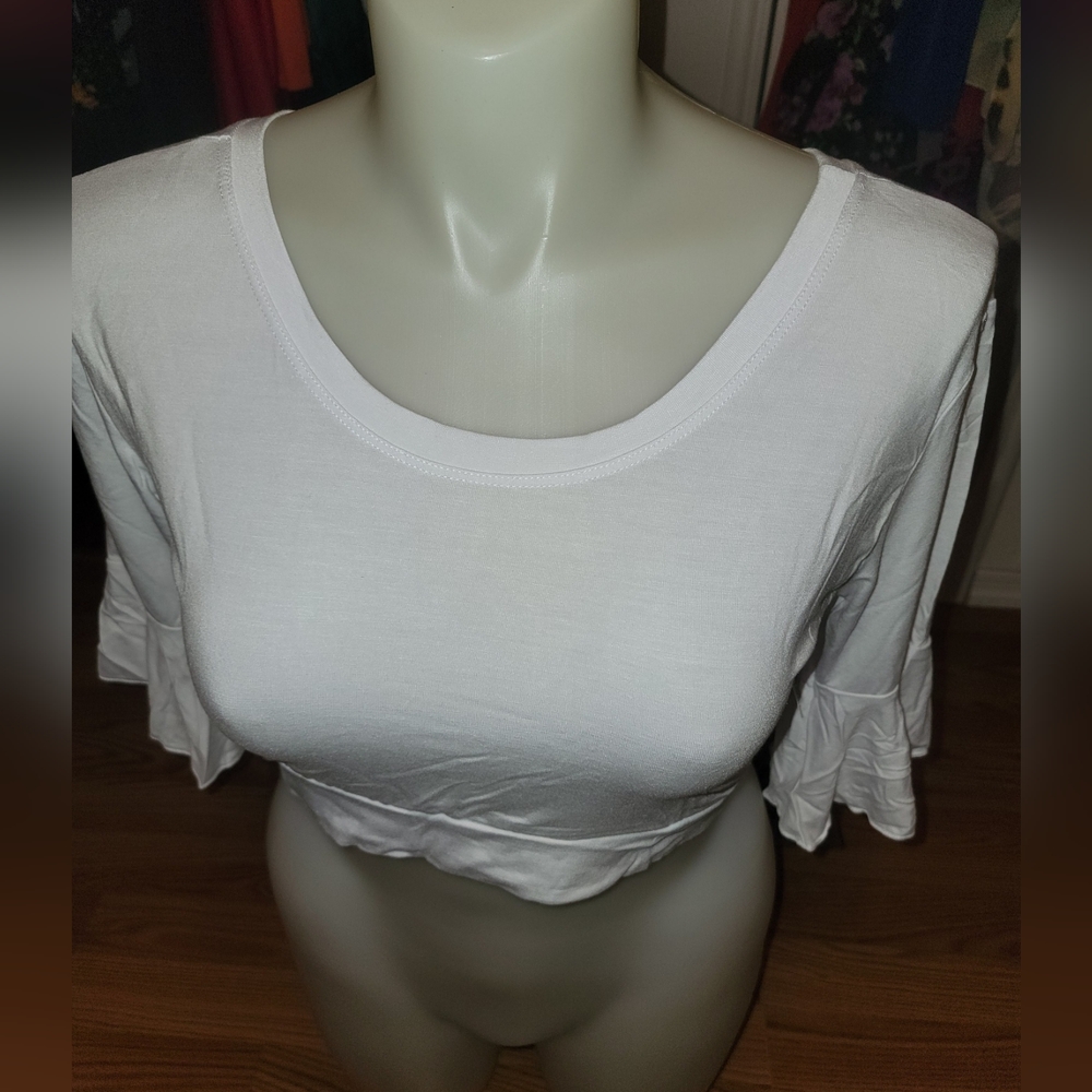 NEW NWT Half Tee White Ruffle Sleeve Crop Top Sz 2XL - Picture 2 of 5